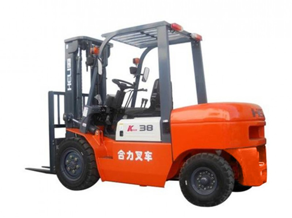 內(nèi)燃叉車和電動(dòng)叉車有哪些區(qū)別？